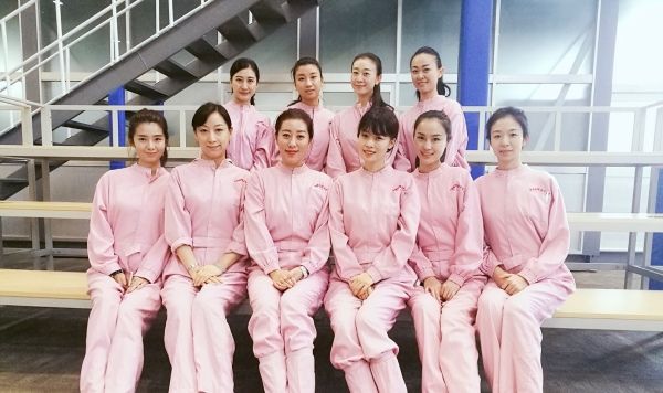 深航首批A330寬體機(jī)主任乘務(wù)長(zhǎng)誕生記417728_ 深航首批A330寬體機(jī)主任乘務(wù)長(zhǎng)誕生記
